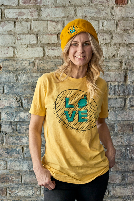 LOVE EATCCC - Tee - Yellow